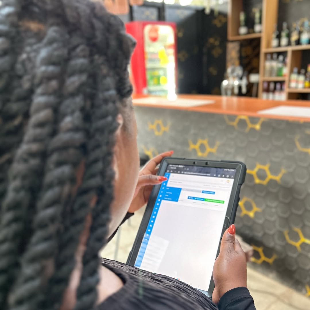 Cute Profit Restaurant Dashboard